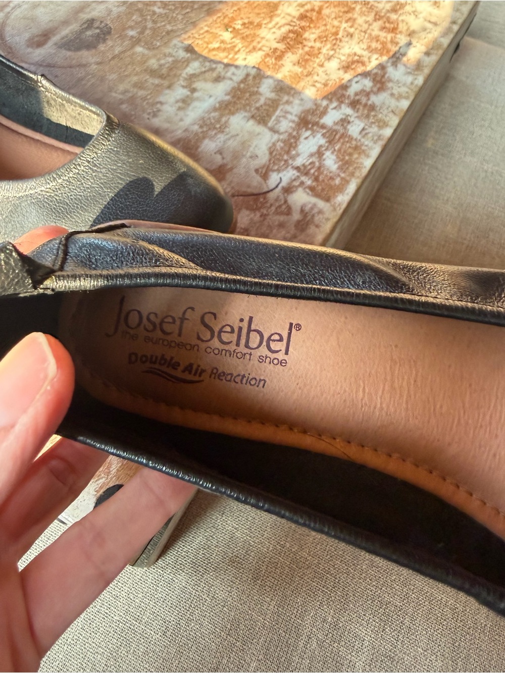 Josef Seibel Black Leather Round-Toe Slip-On Flats - Picture 4 of 4